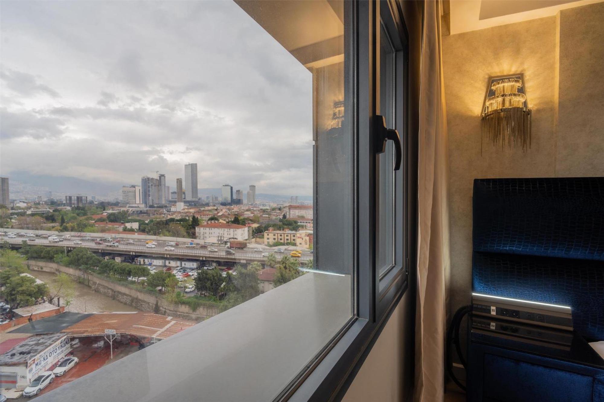 Mitte Port Hotel Konak İzmir Kültér fotó